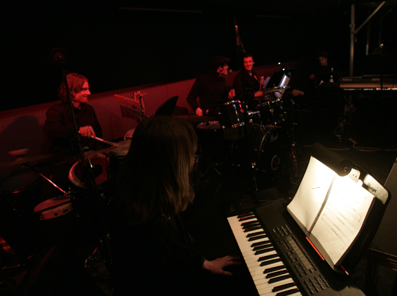 aida-pit4.gif