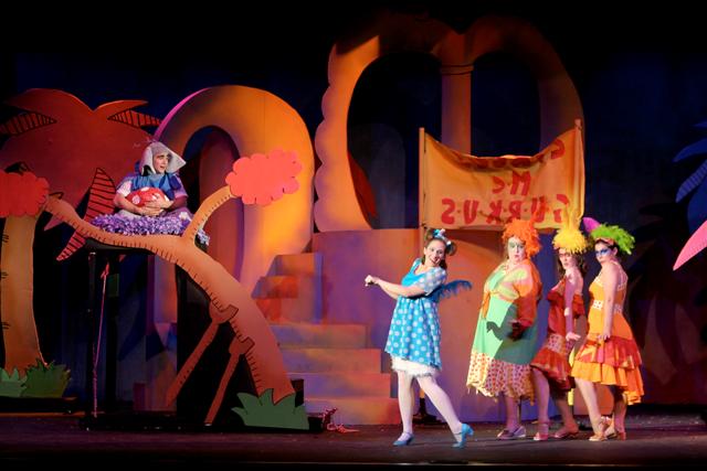seussical_01-small.jpg