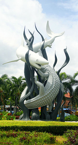 324px-sura_and_baya_surabaya.jpg